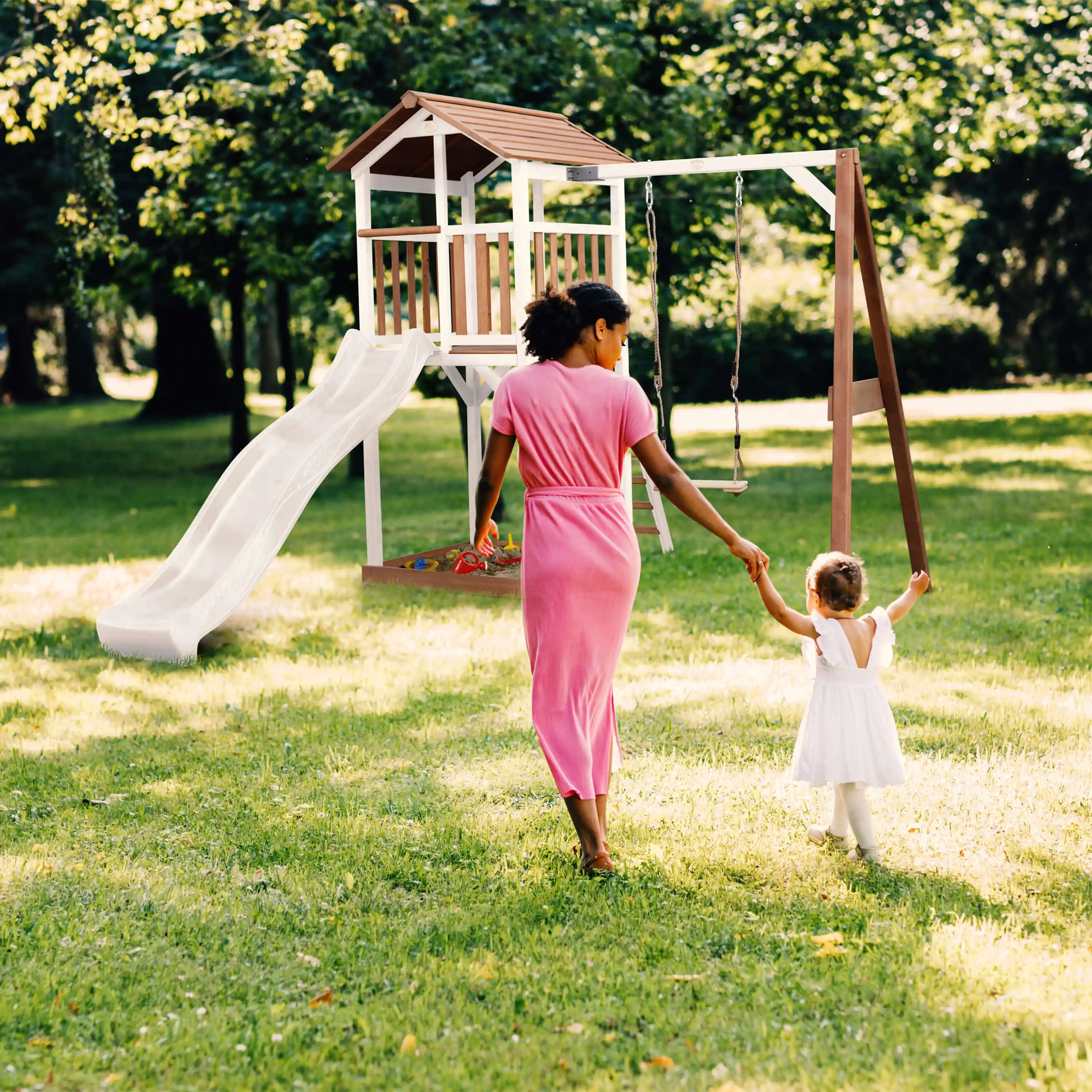 AXI Beach Tower with Single Swing Set Brown/White - White Slide