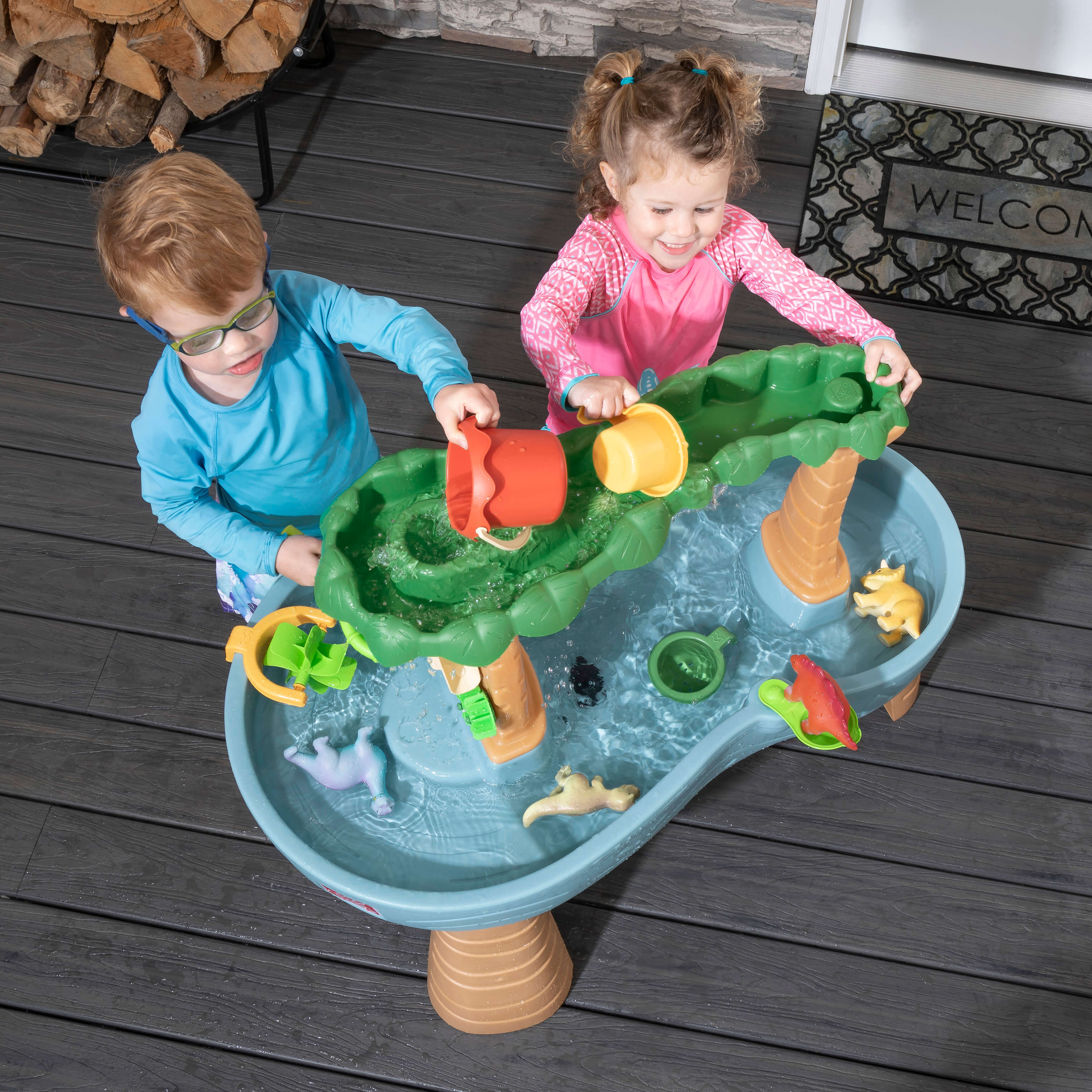 Step2 Dino Showers Water Table