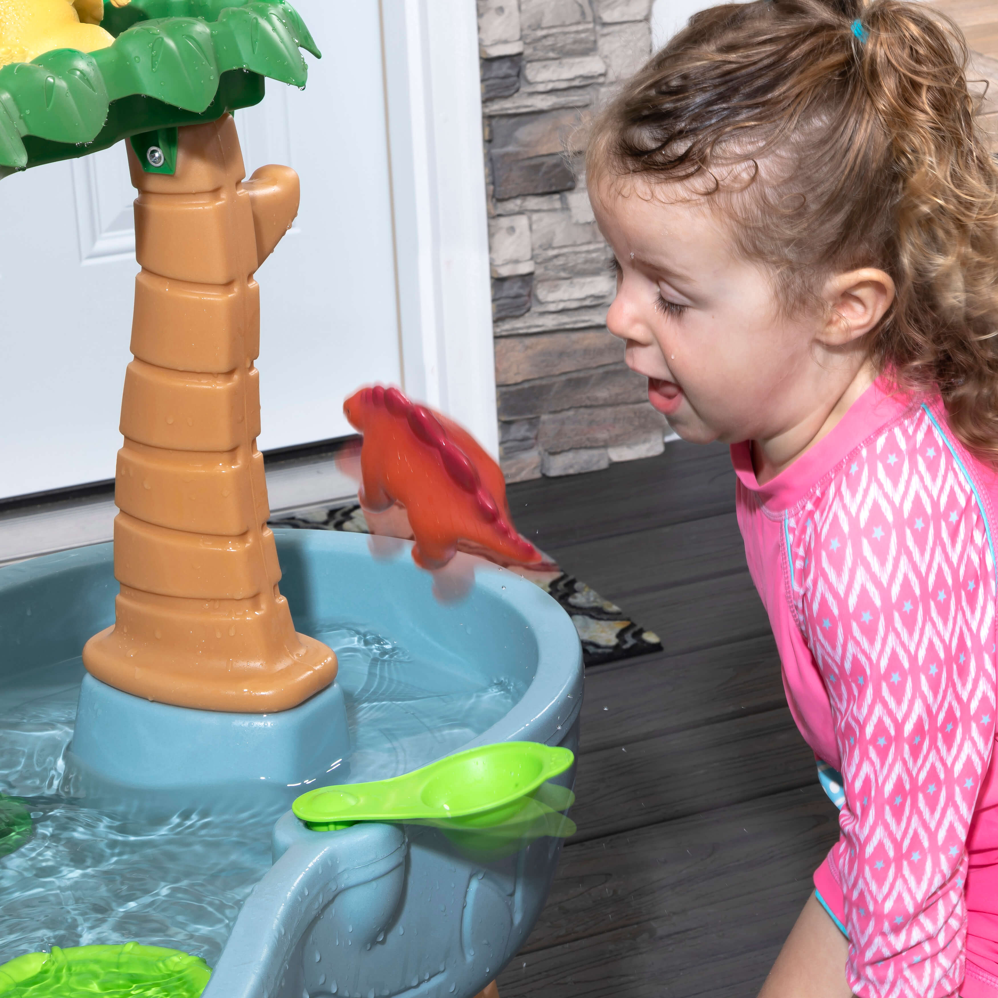 Step2 Dino Showers Water Table