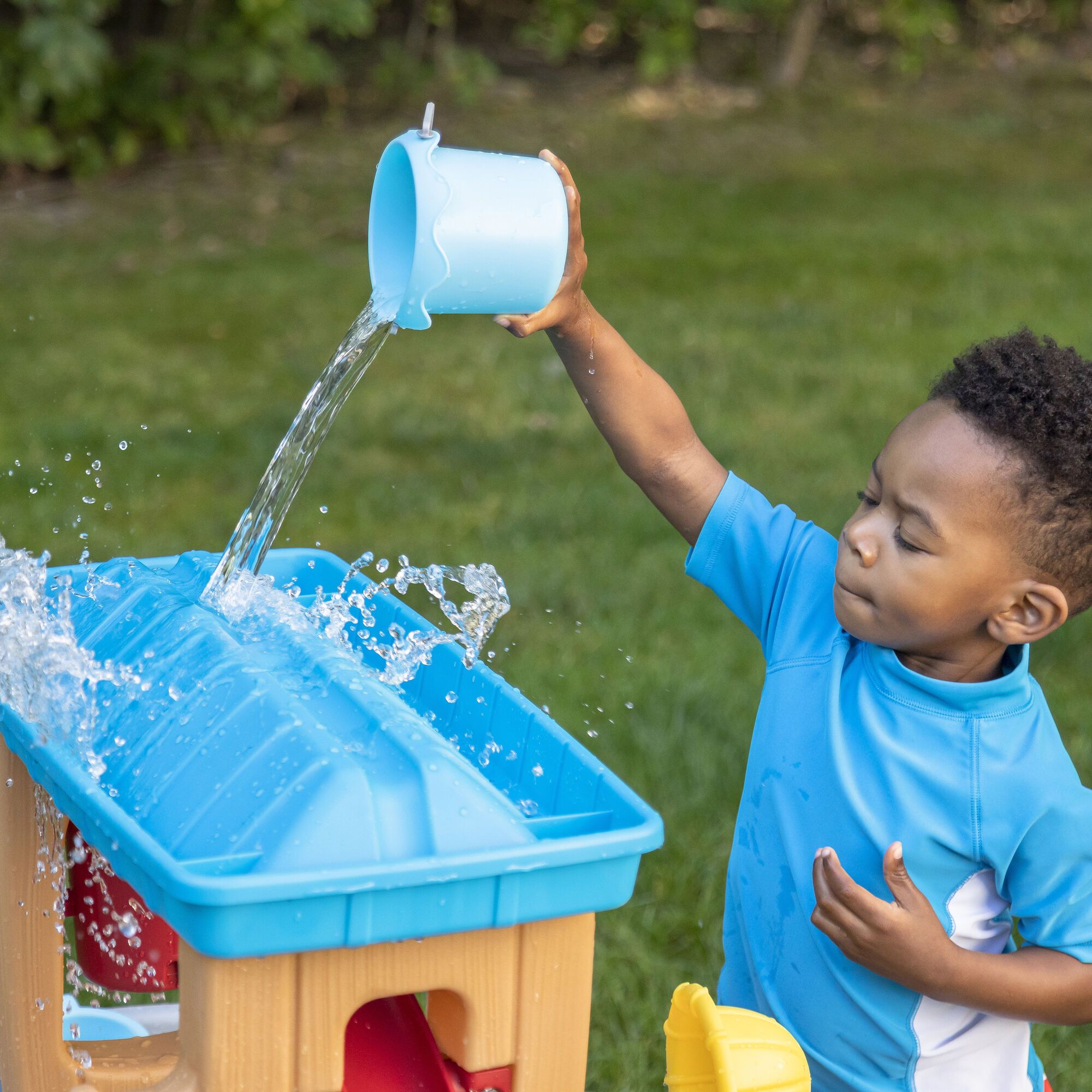 Step2 Rain Showers Splash Tub Water Table