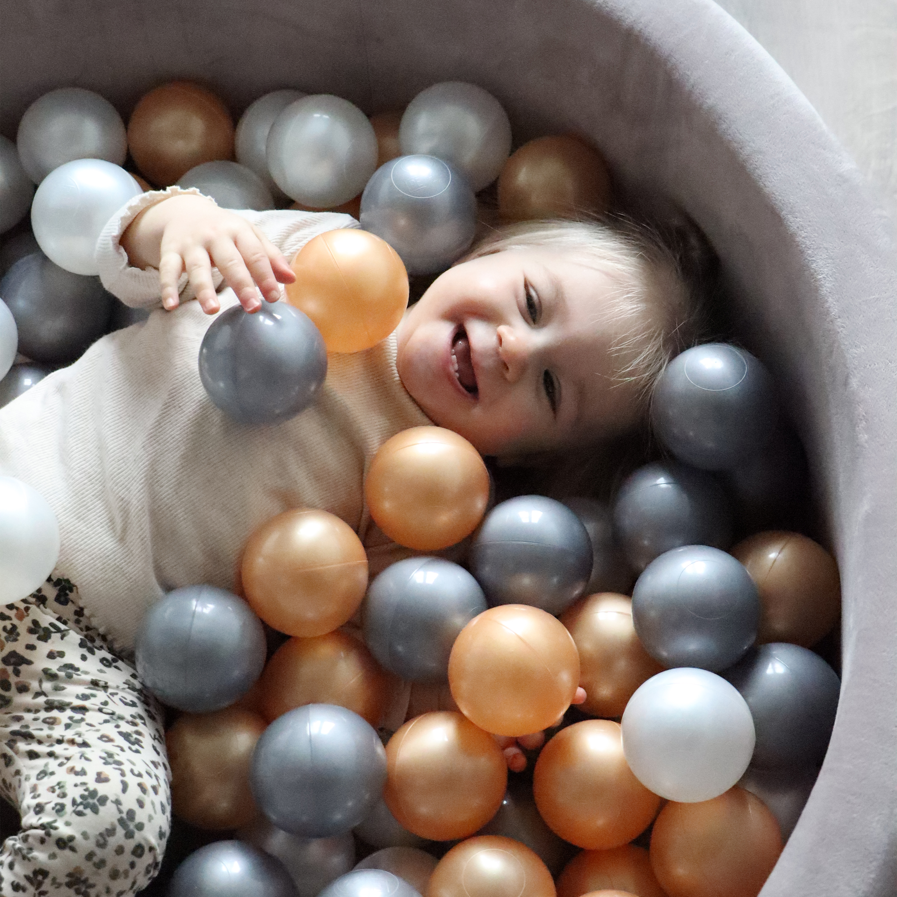 Sunny Boaz Ballpit incl. 200 balls - Grey