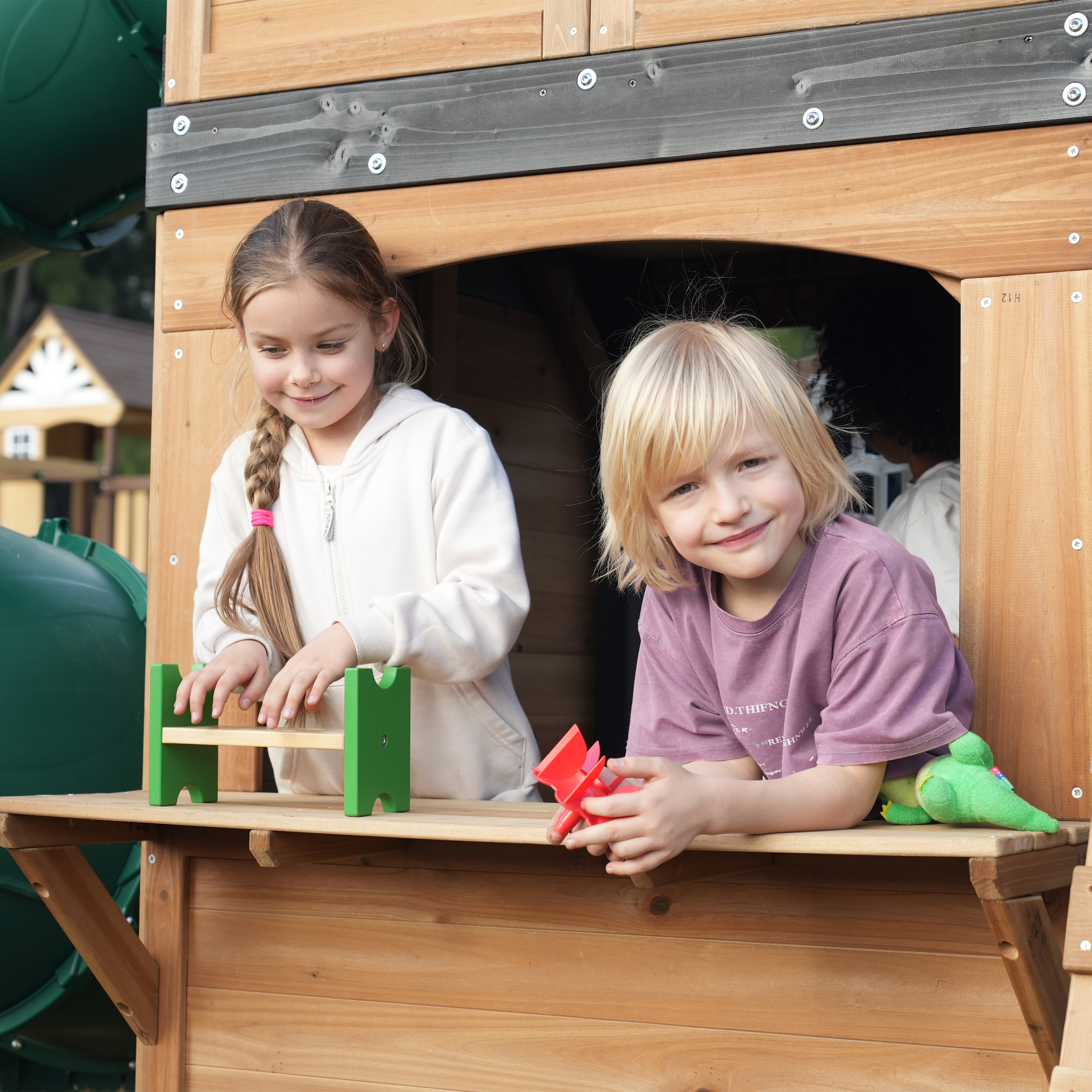 AXI Noud Climbing Frame with Playhouse, Swings, Trapeze and Climbing Wall – Lime Green Slide and Tube Slide