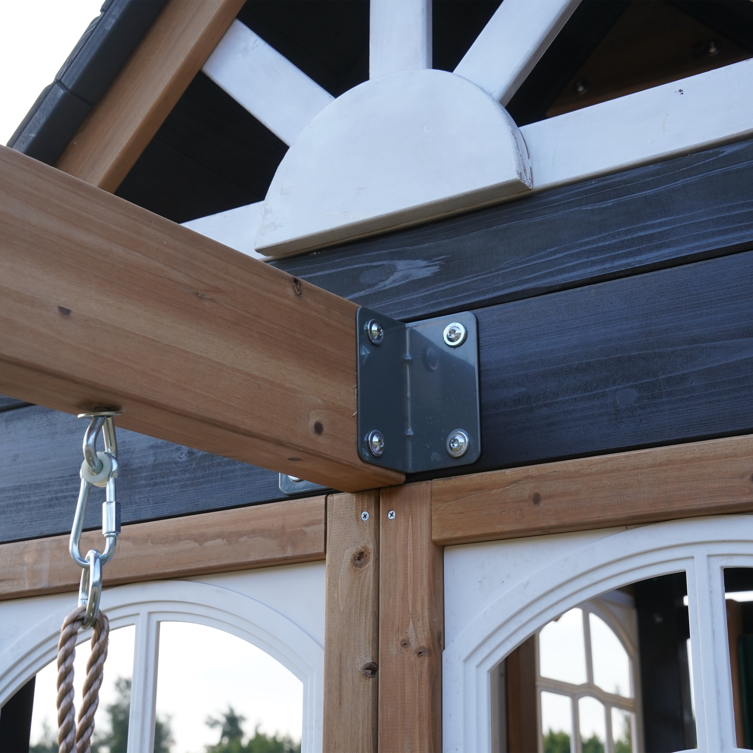 AXI Noud Climbing Frame with Playhouse, Swings, Trapeze and Climbing Wall – Lime Green Slide and Tube Slide