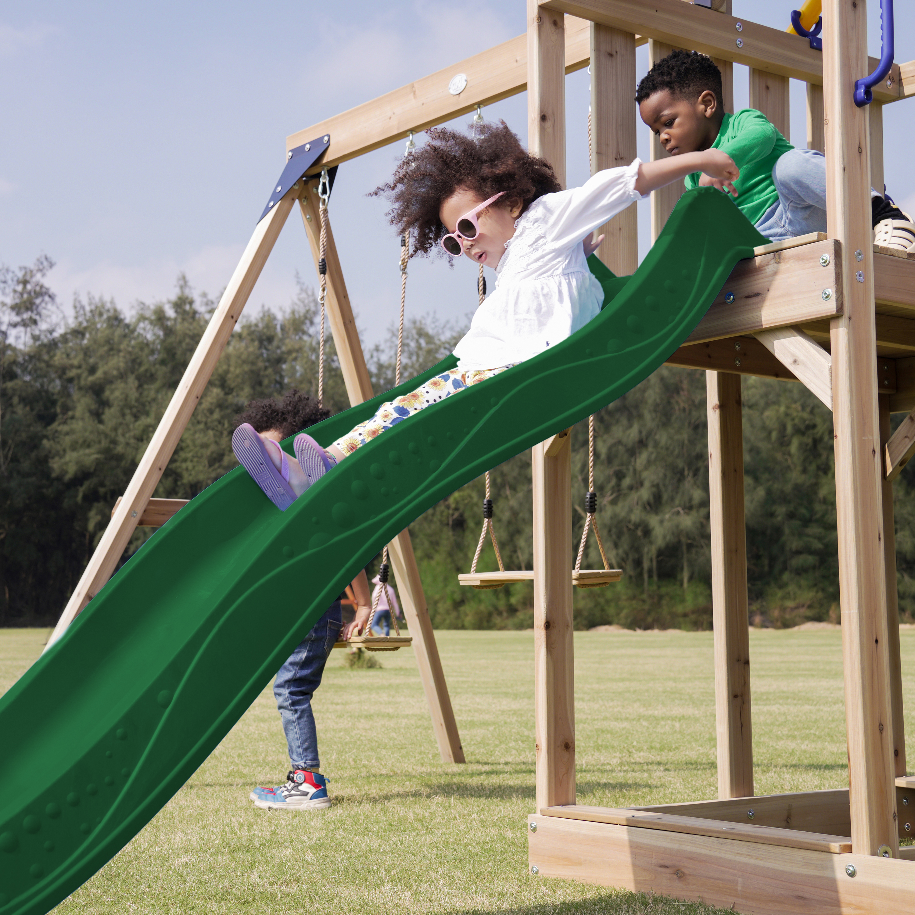 AXI Moos Climbing Frame with Double Swing Set - Green Slide