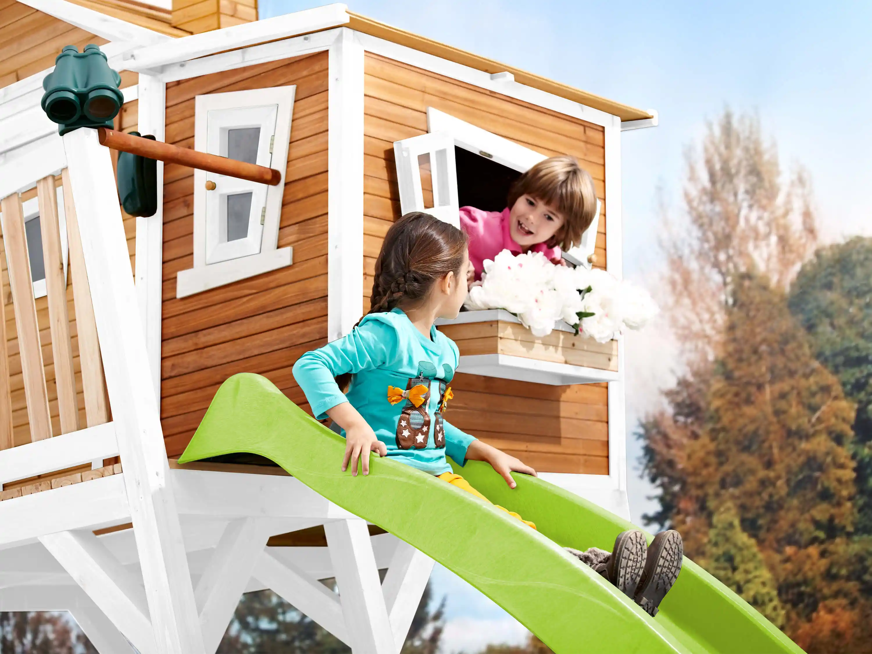 AXI Max Playhouse Brown/White - Lime Green Slide