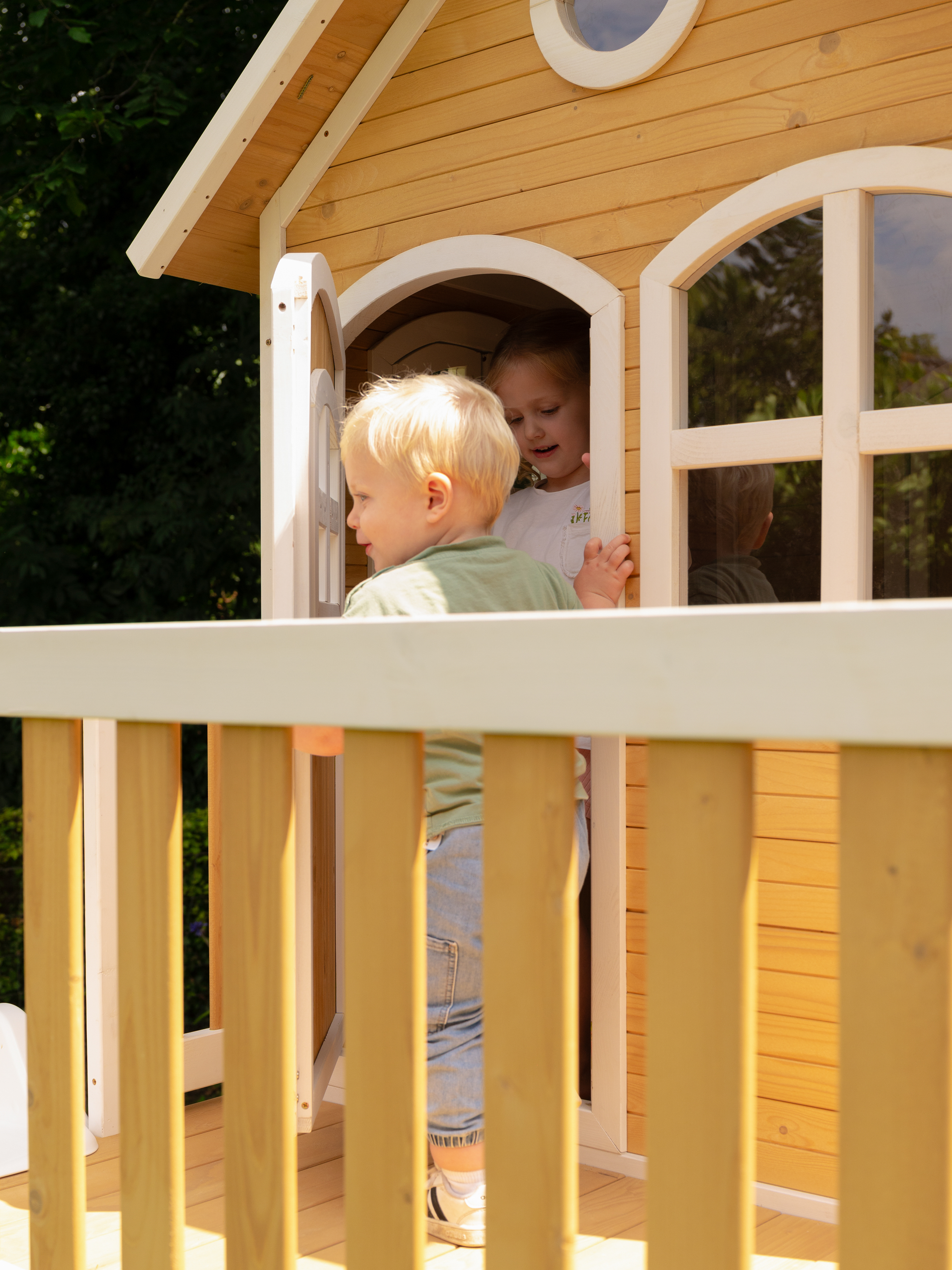 AXI Liam Playhouse with Roxy Nest Swing Set Brown/White - White Slide