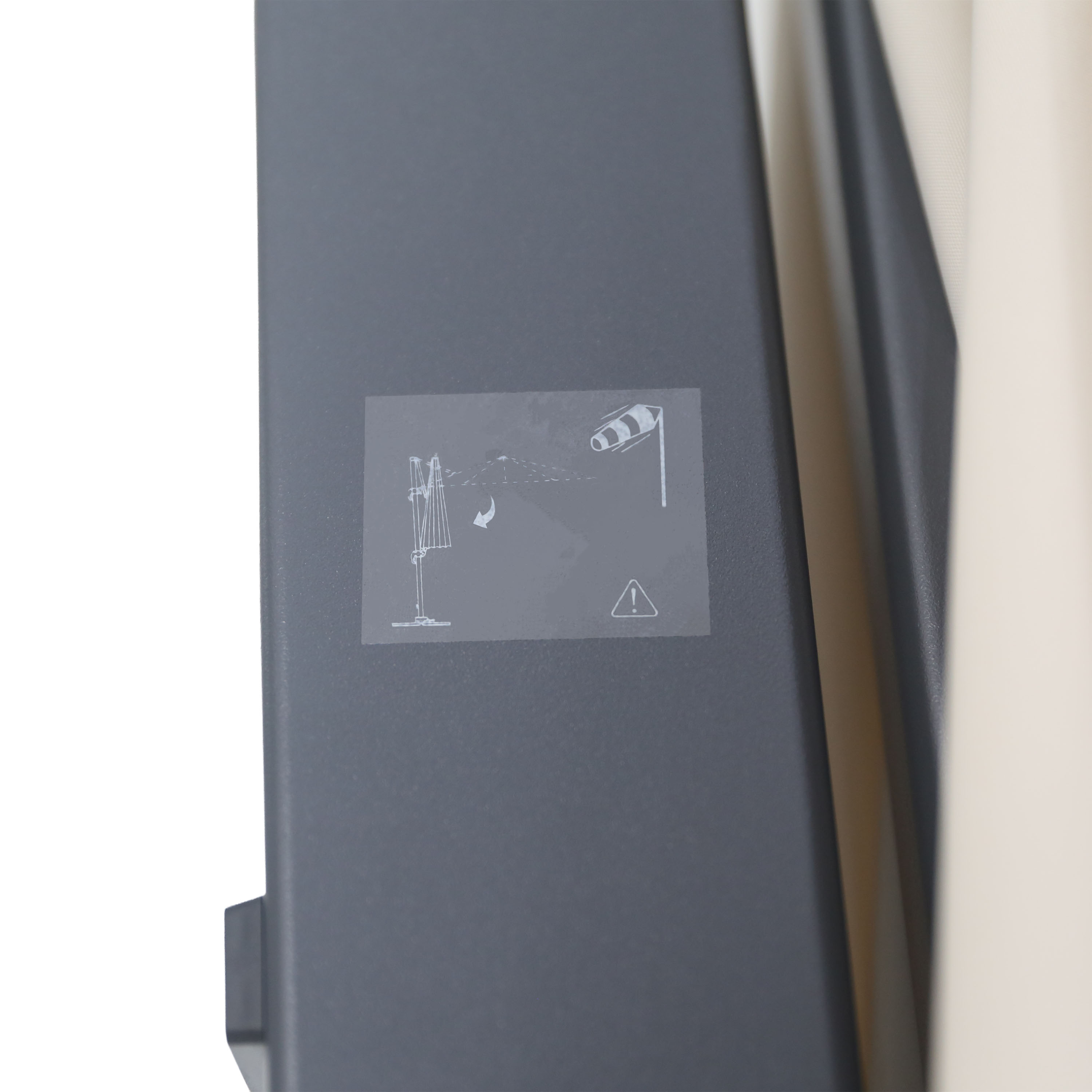 AXI Alina Cantilever Parasol 300x300cm Anthracite/Beige