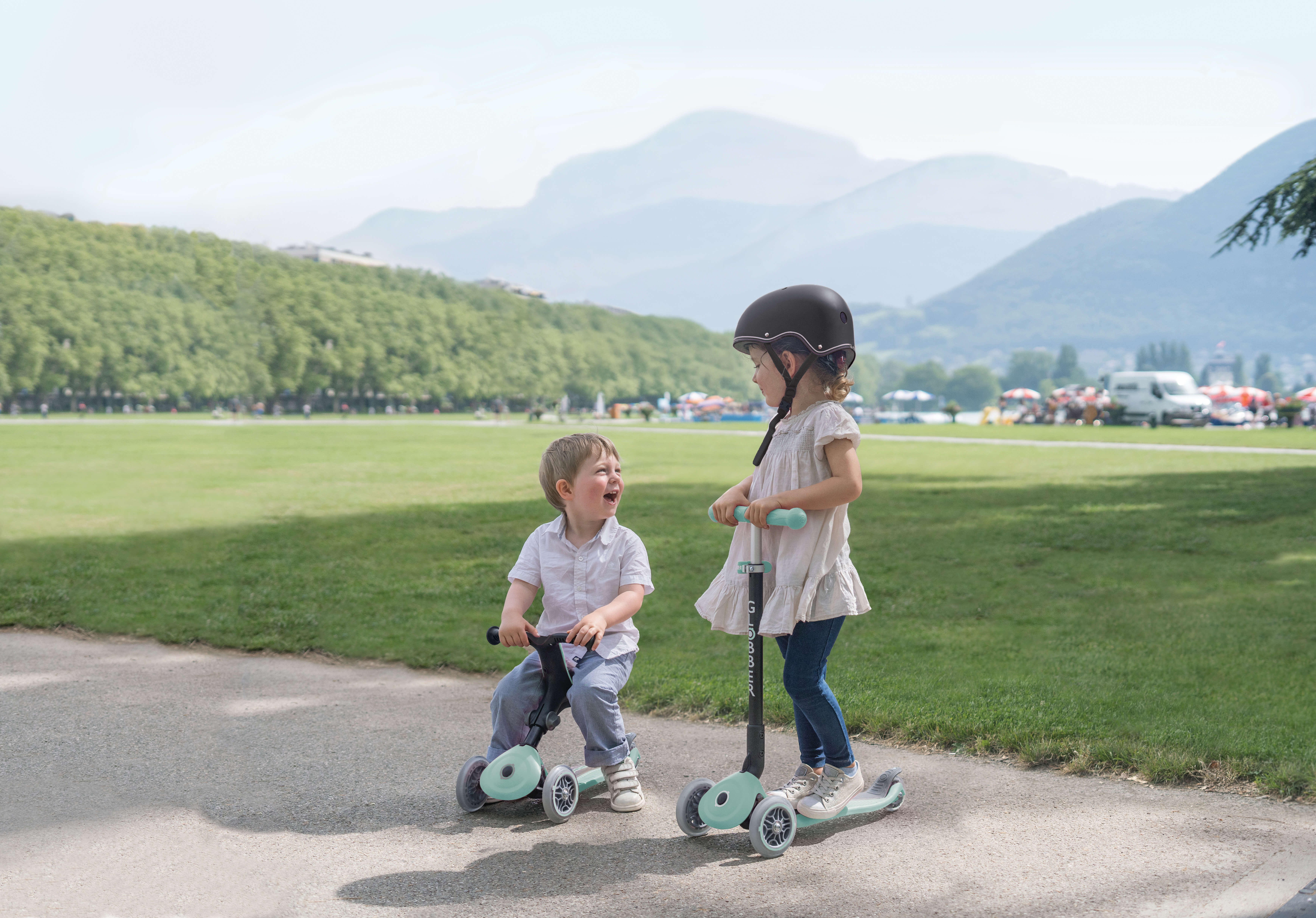 Globber Go up Foldable Plus Lights 3-in-1 Scooter - Pastel Mint