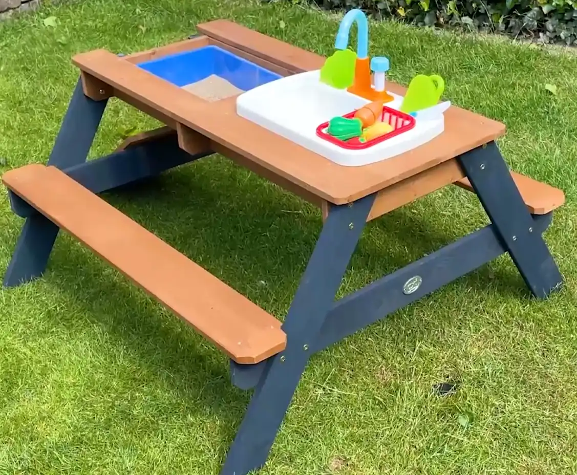 AXI Emily Sand & Water Picnic Table with Play Kitchen Sink Anthracite/Brown
