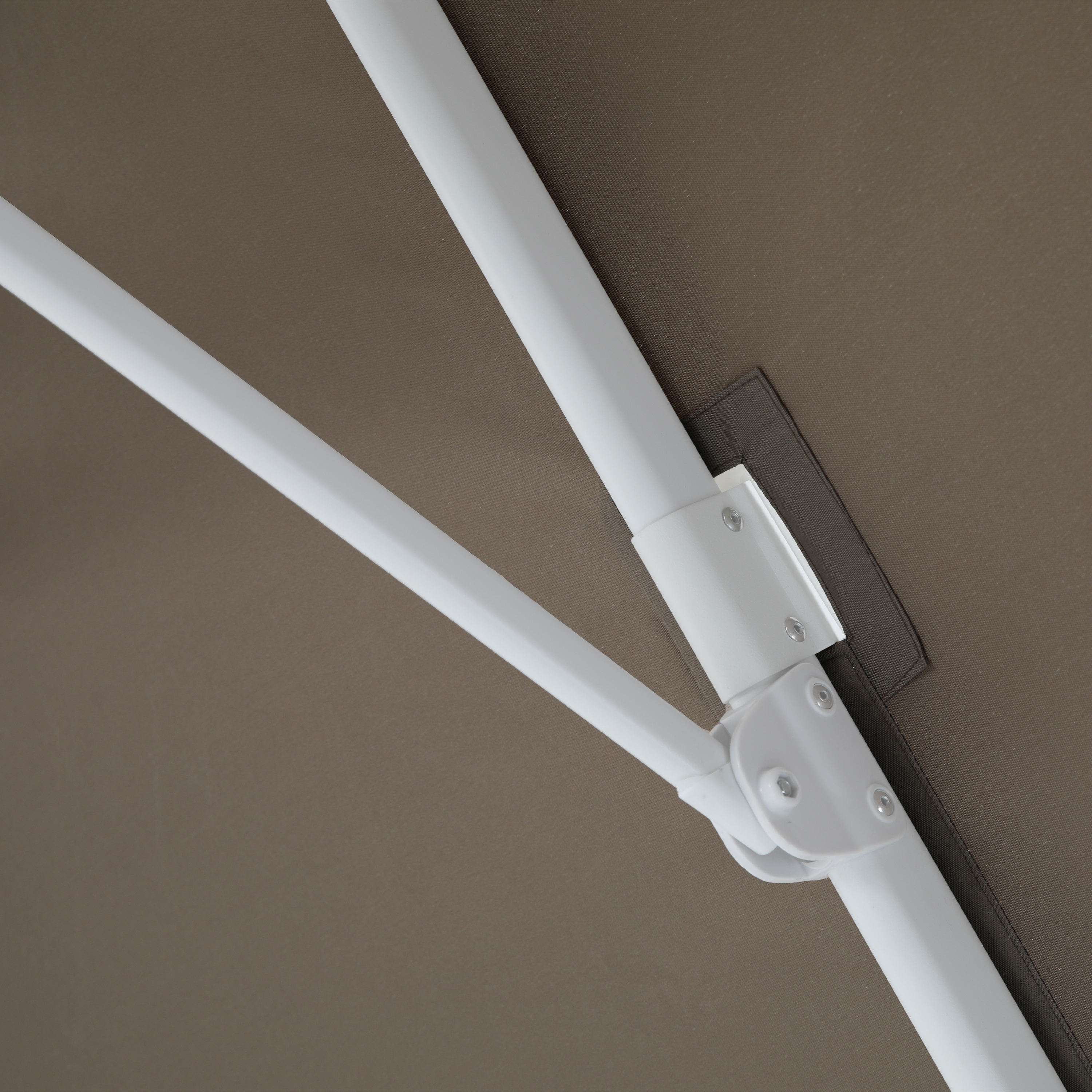 AXI Nima Cantilever Parasol 300x300 cm - White/Taupe