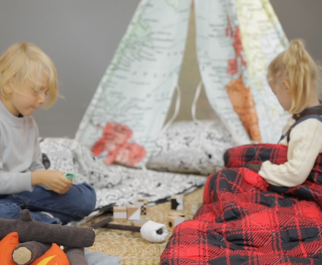 Sunny World Map Teepee Tent - Multicolor