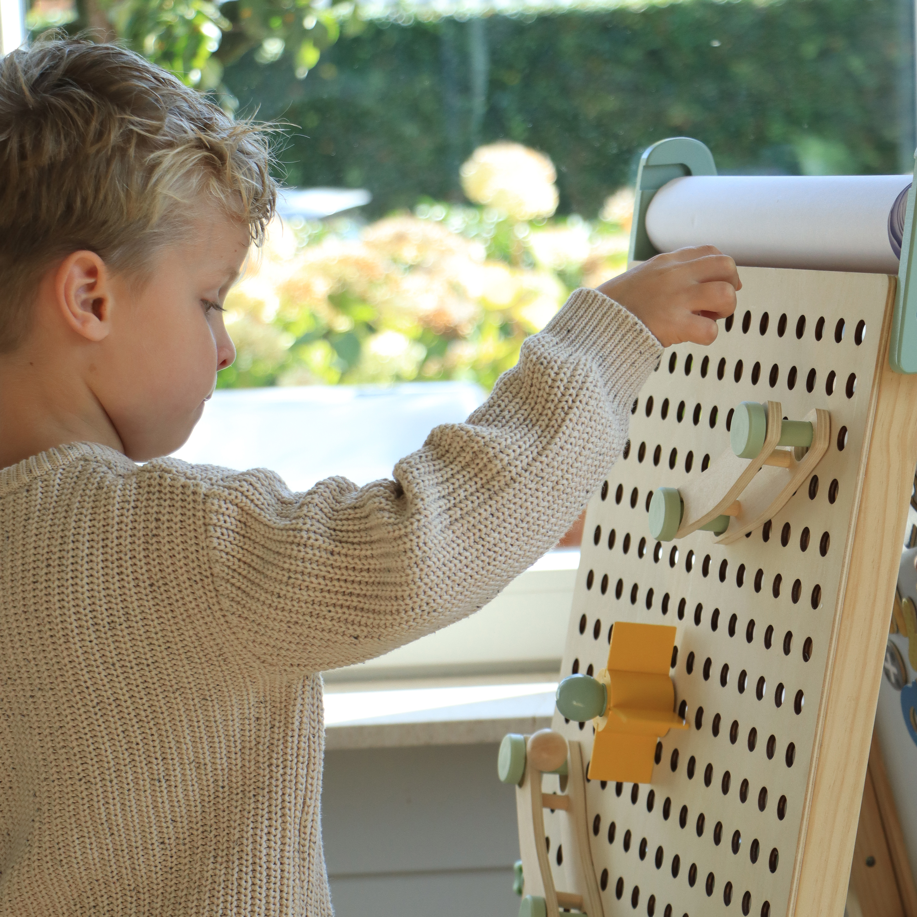 Sunny Mika Activity Easel with Pegboard - Natural Brown