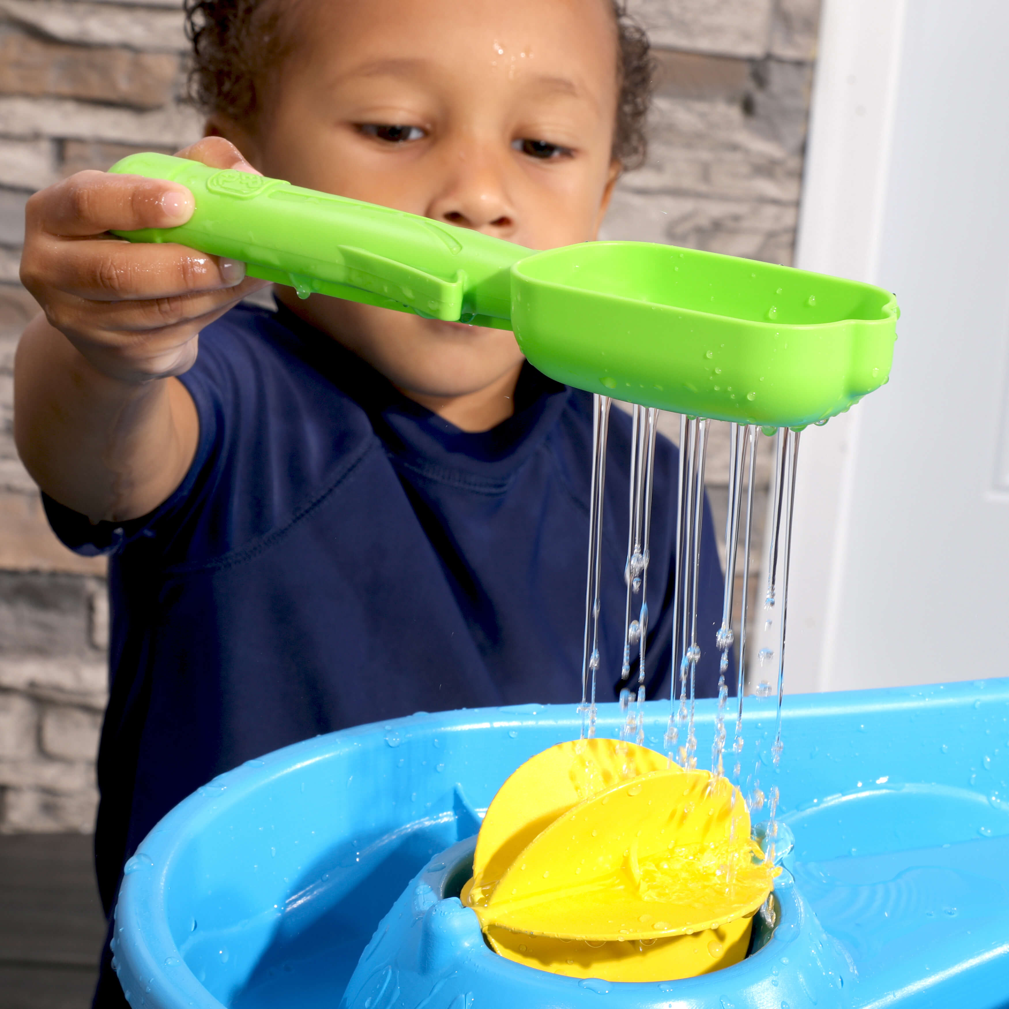 Step2 Double Showers Splash Water Table