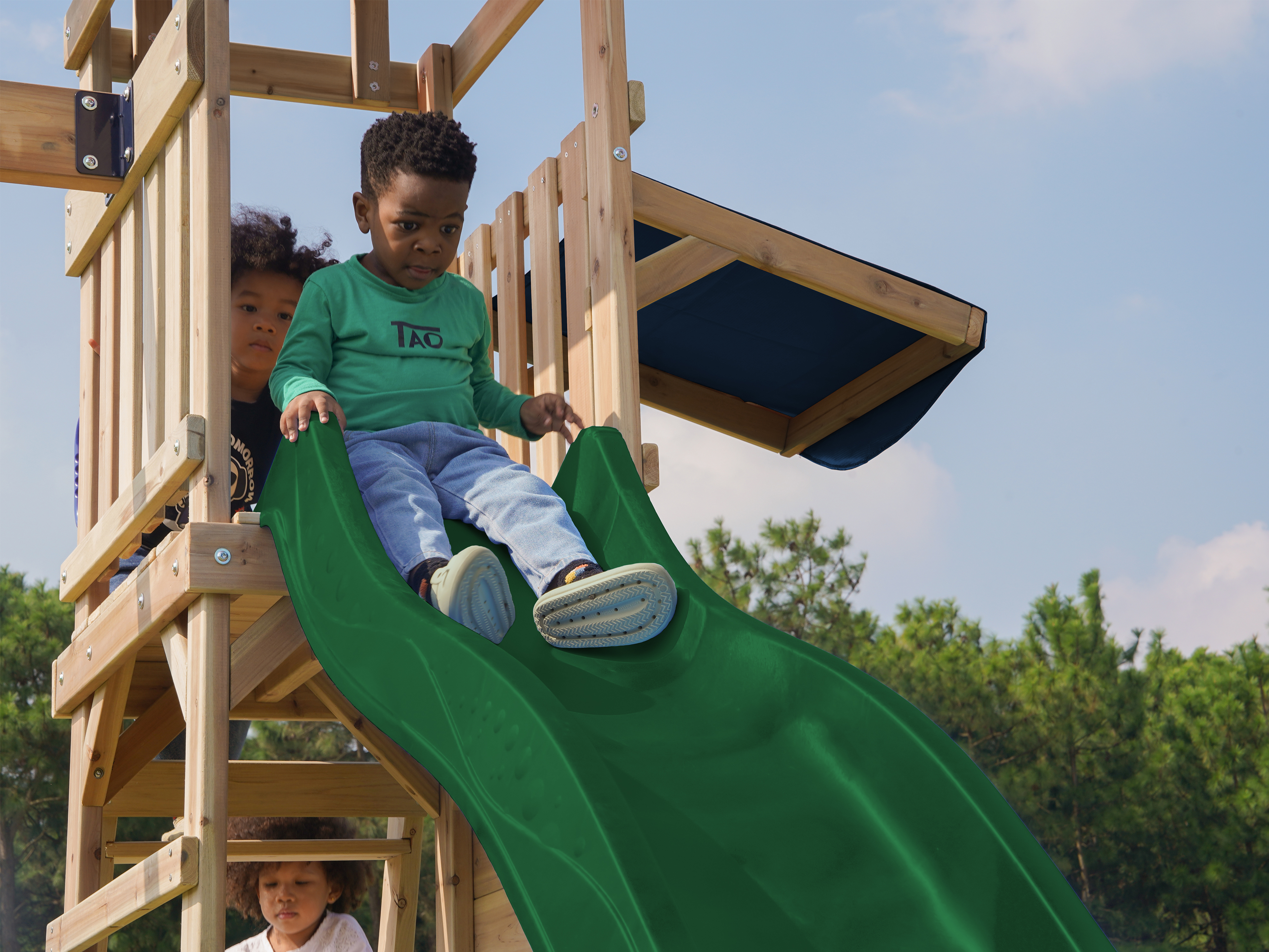 AXI Malik Climbing Frame with Double Swing Set - Green Slide