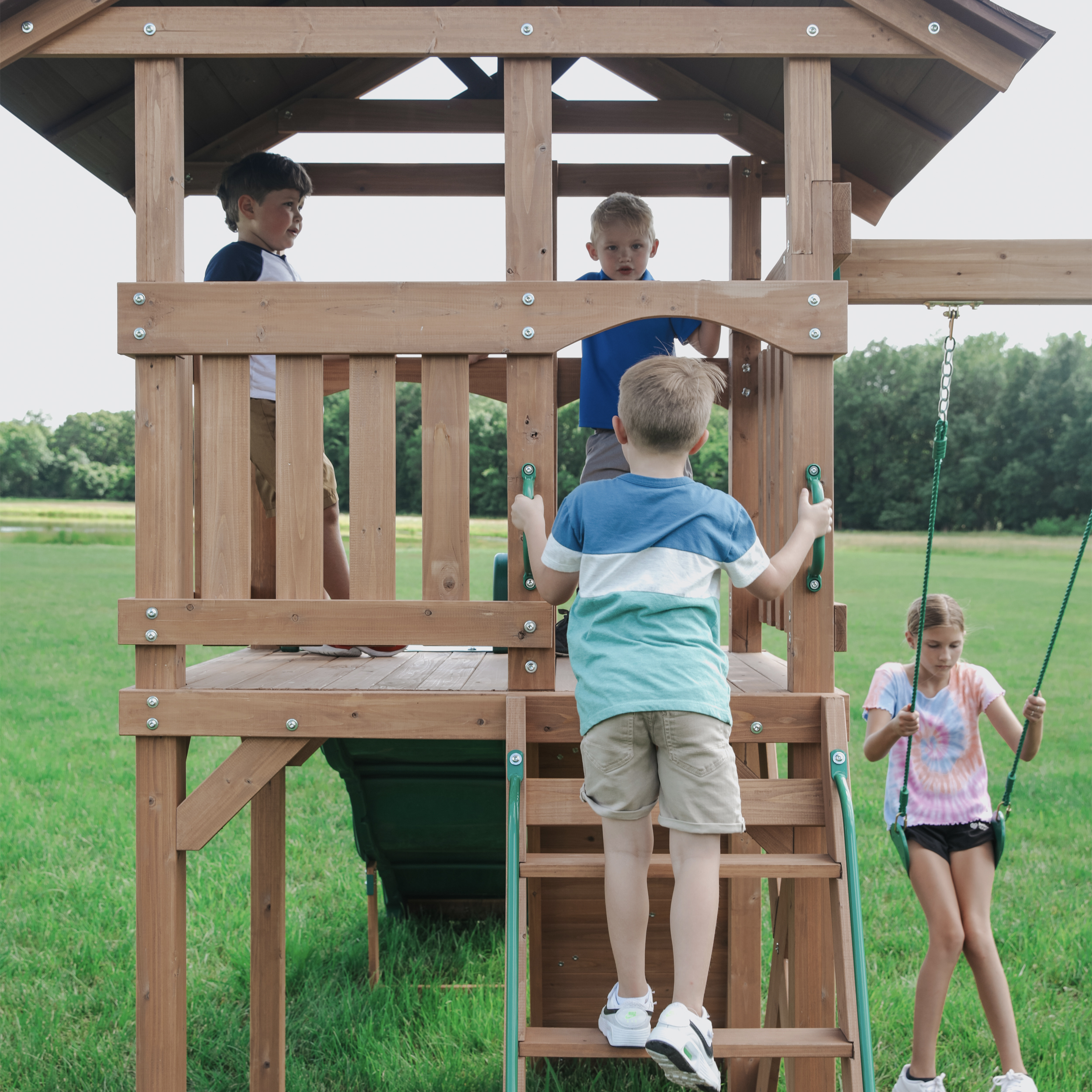 Backyard Discovery Lightning Ridge Climbing Frame