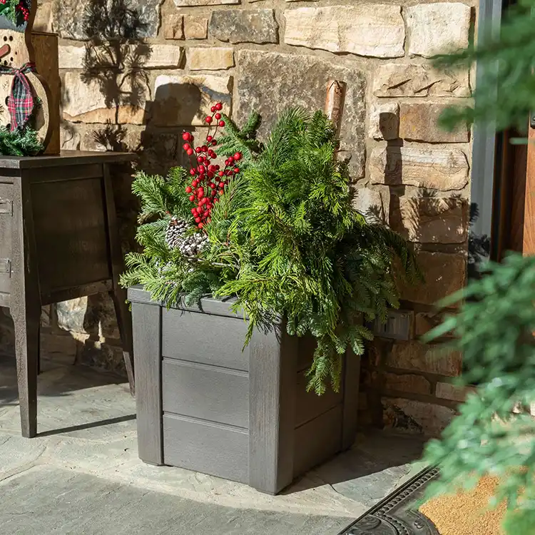 Step2 Lakewood Planter Box - Dark Cedar