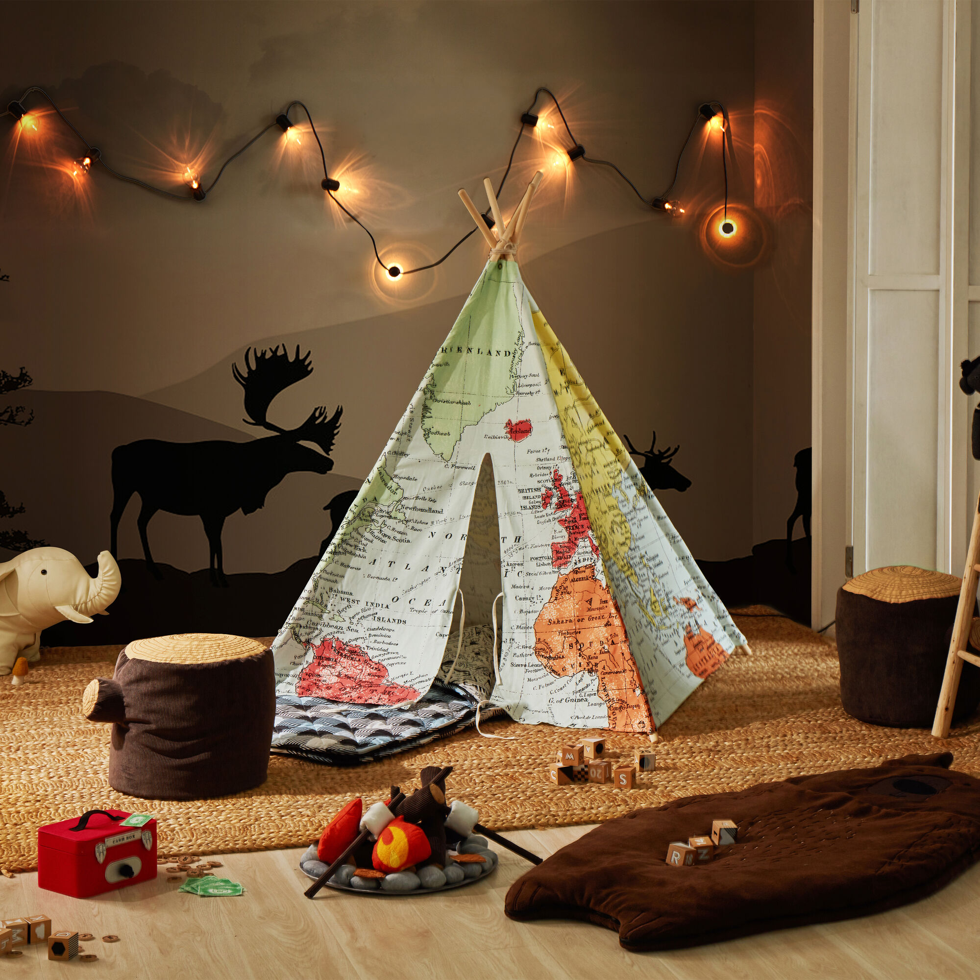 Sunny World Map Teepee Tent - Multicolor