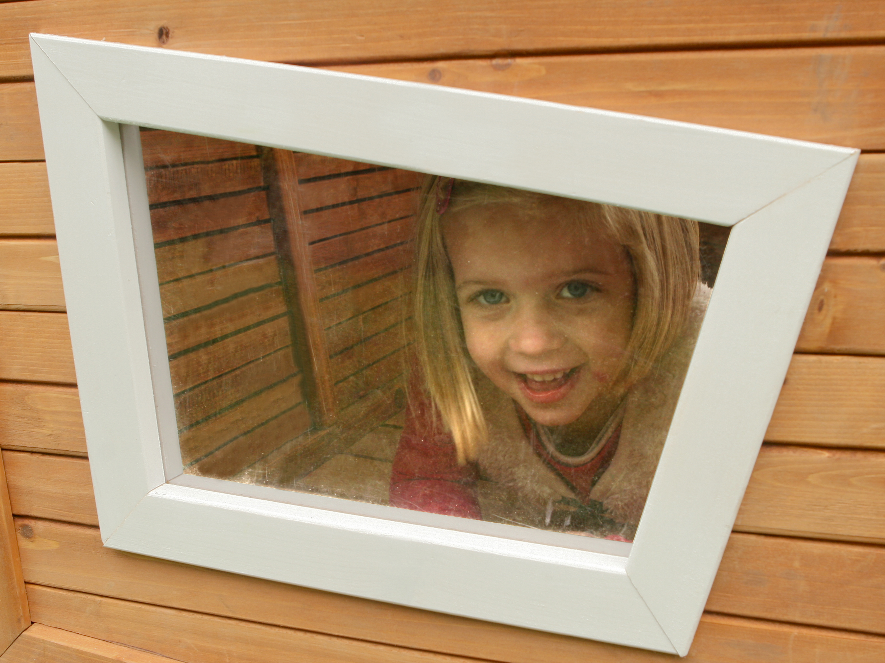 AXI Max Playhouse Brown/Green - Grey Slide