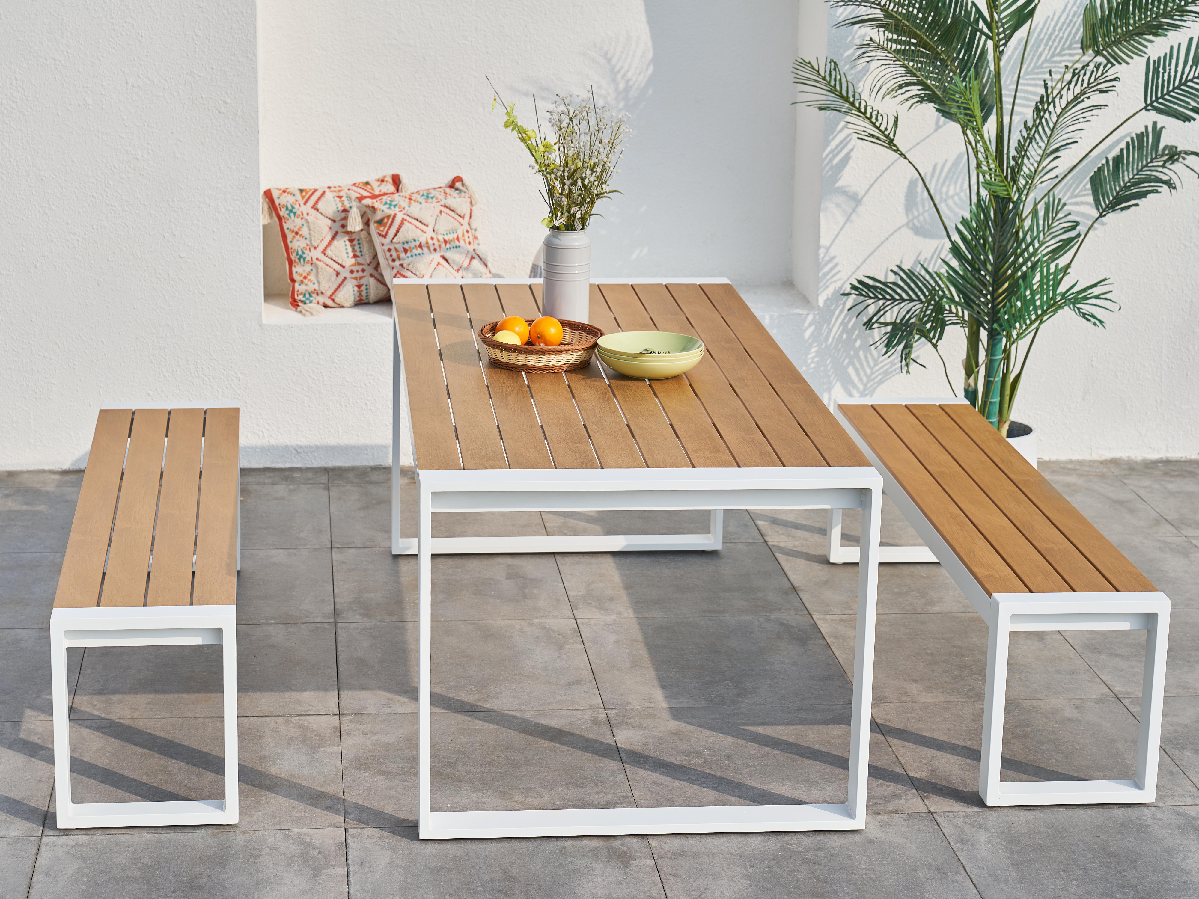 AXI Tony Garden Set with 2 benches - White/Teak-look Polywood