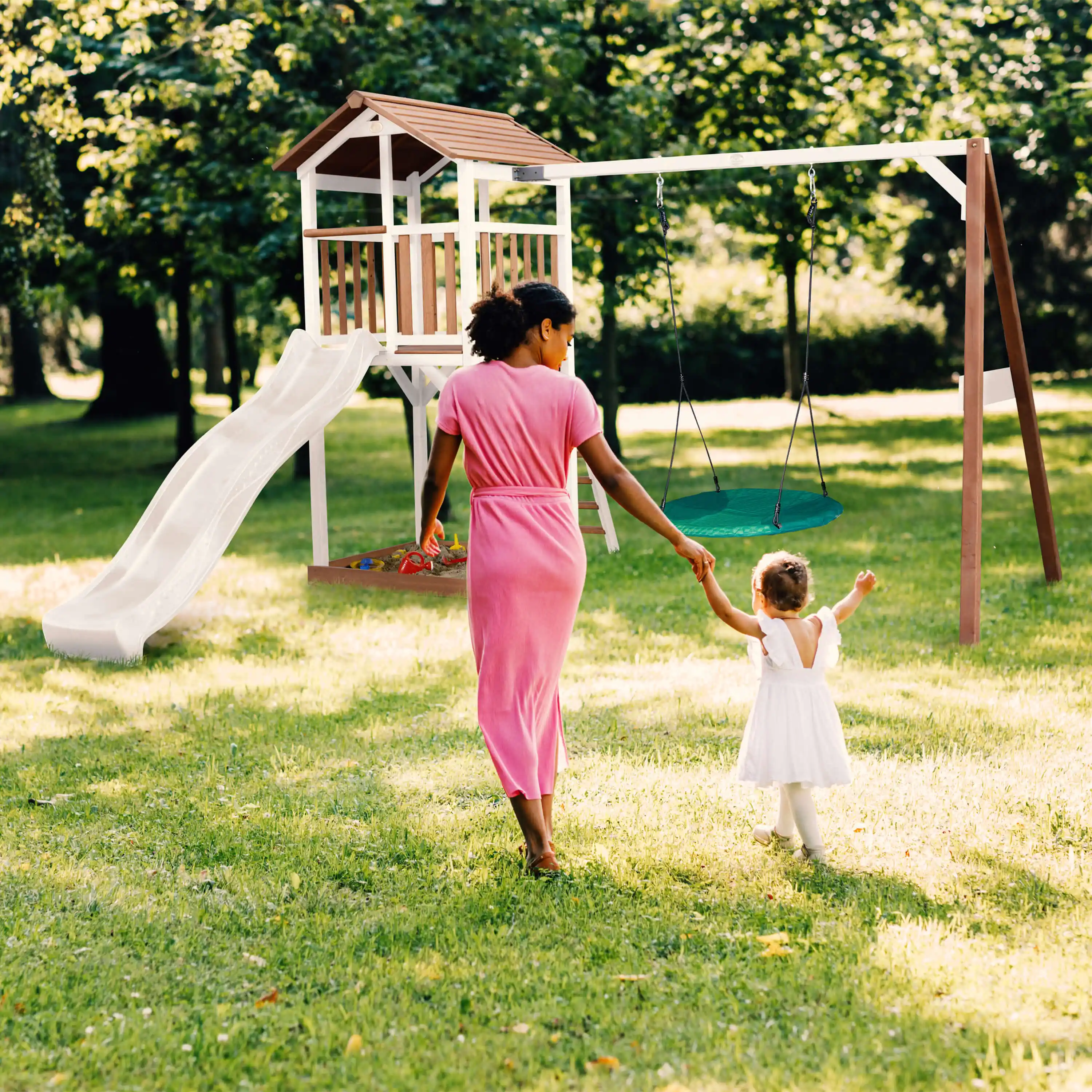 AXI Beach Tower with Summer Nest Swing Set Brown/White - White Slide