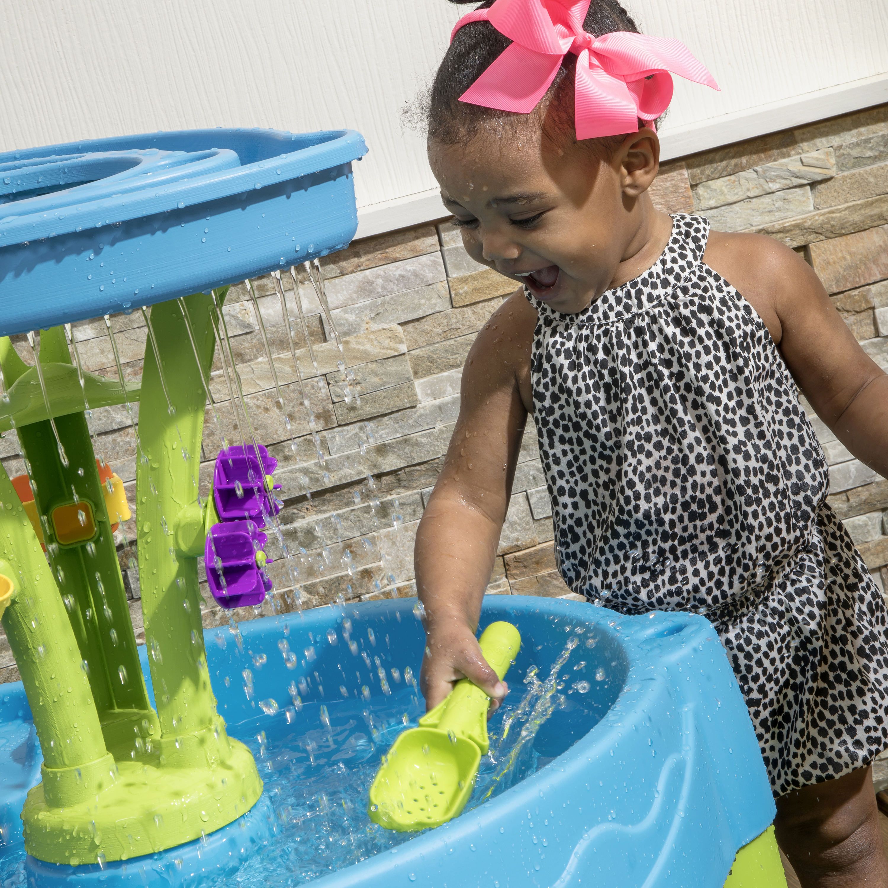 Step2 Summer Showers Splash Tower Water Table