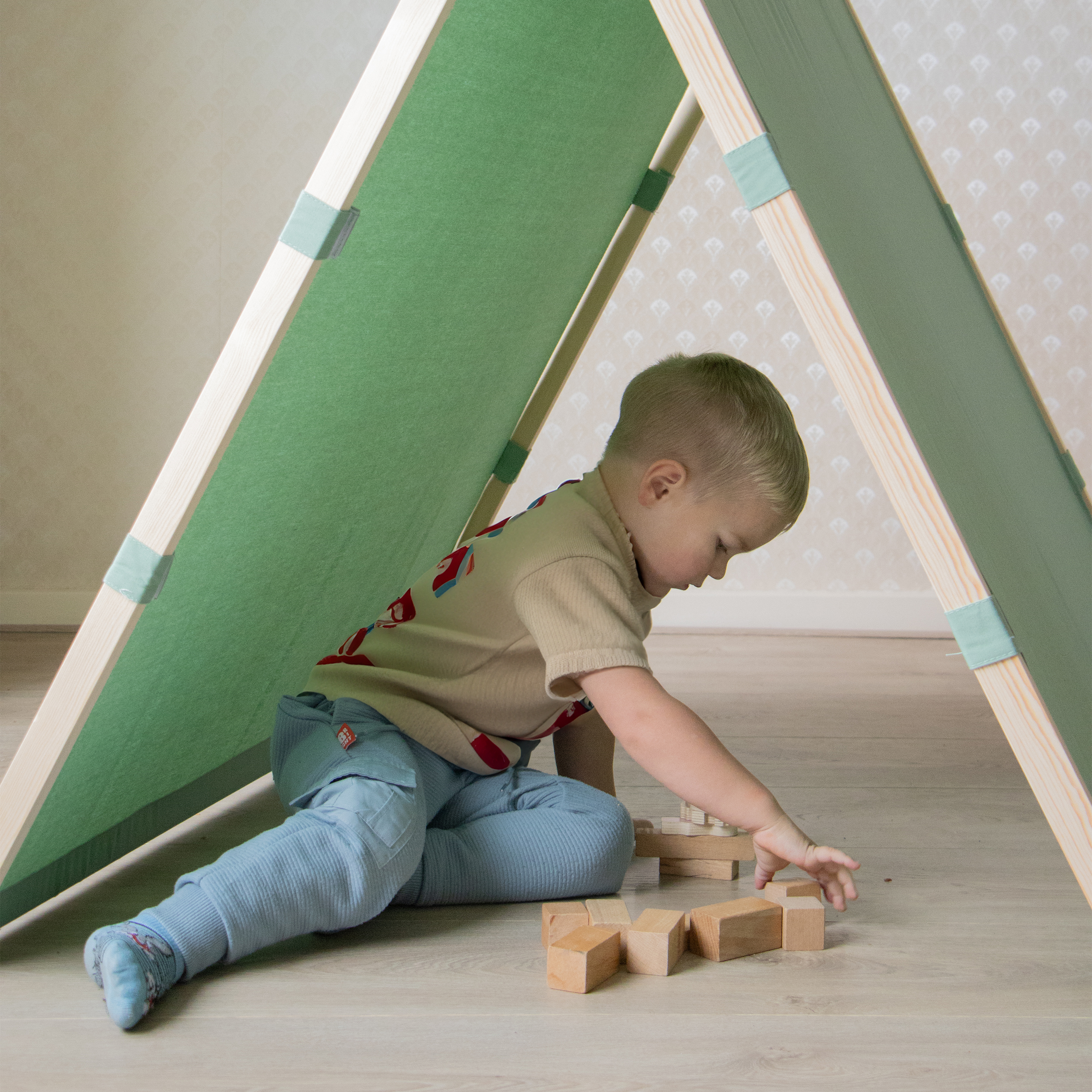 Sunny Como Play Tent - Green