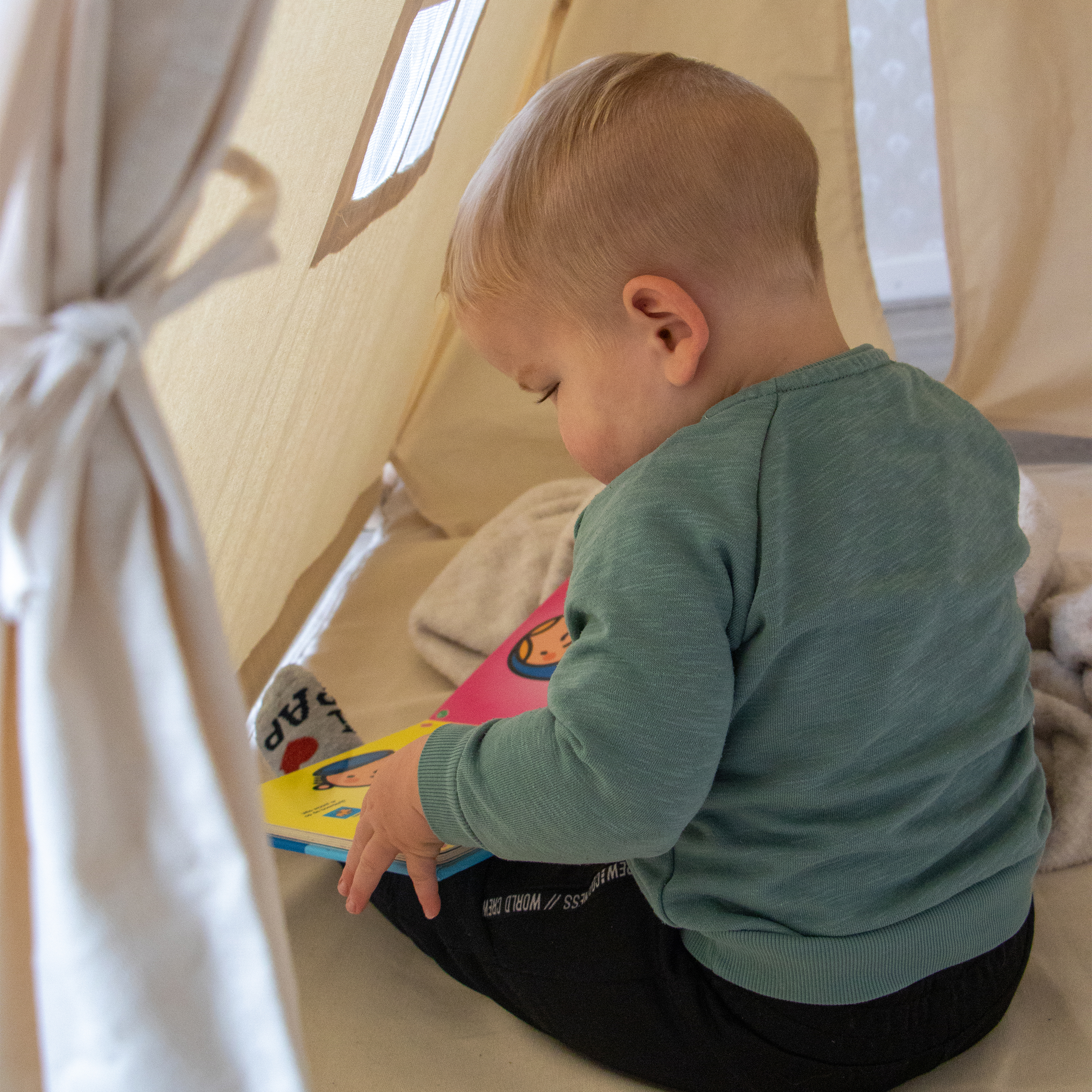 Sunny Sienna Play Tent - Cream