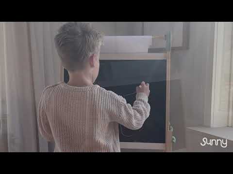 Sunny Luna Activity Easel – Natural Brown
